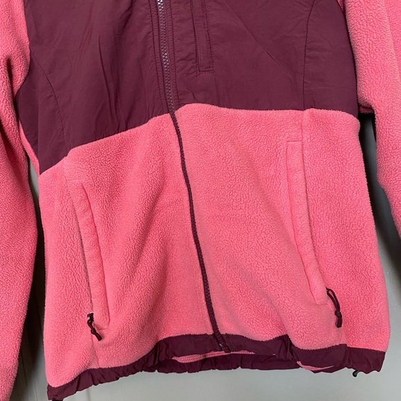 The North Face Fleece Jacket - Picture 3 of 6